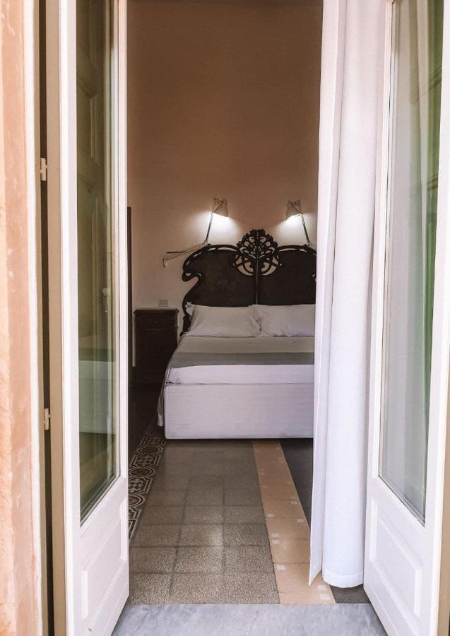 La Moresca Hotel マリーナ・ディ・ラグーザ エクステリア 写真